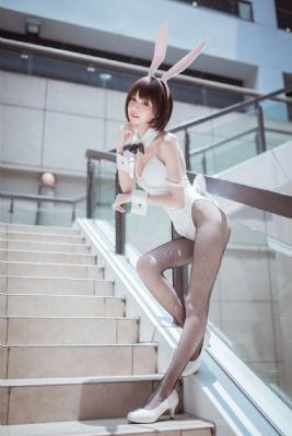 拘禁高校教师_超清电影完整版